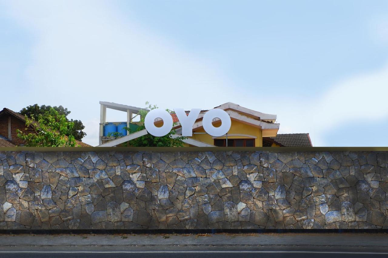 Oyo 1770 Hotel Mawar Saron 2 Kejayan Exterior foto