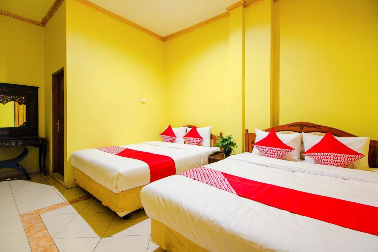 Oyo 1770 Hotel Mawar Saron 2 Kejayan Exterior foto