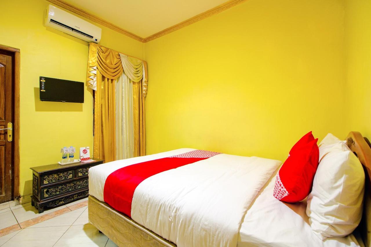 Oyo 1770 Hotel Mawar Saron 2 Kejayan Exterior foto